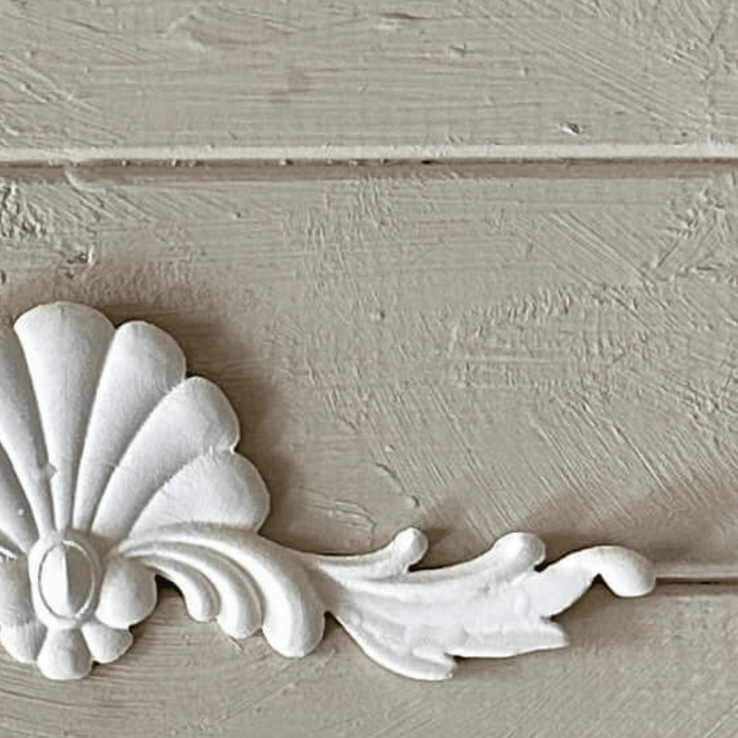 Pediment 003 - Resin Applique for Furniture & Crafts