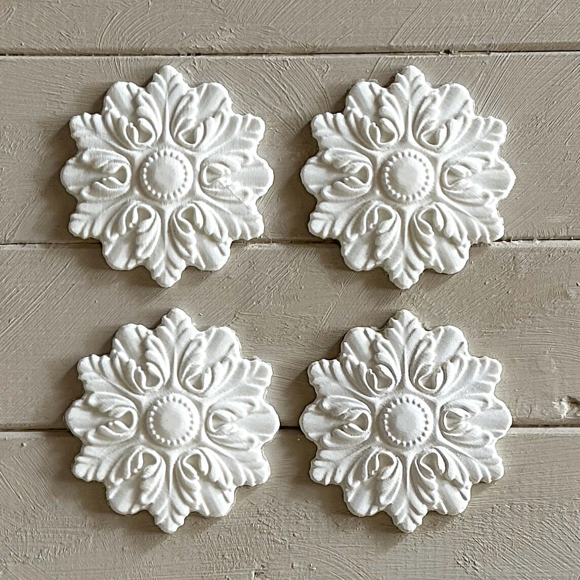 Plaque 016 - Resin Applique for Furniture & Crafts