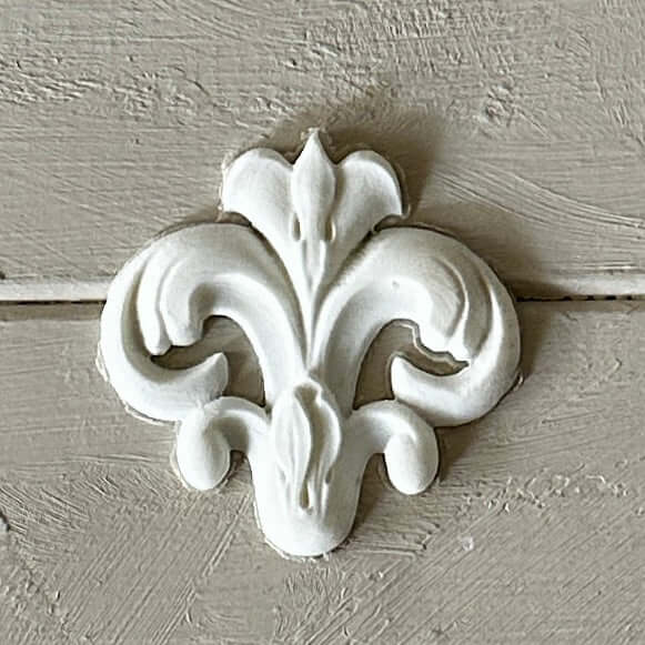 Plaque 032 - Resin Applique for Furniture & Crafts