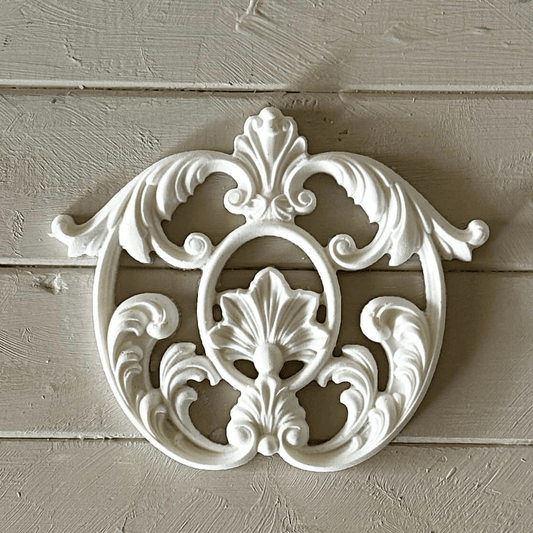 Centrepiece 005 - Resin Applique for Furniture & Crafts