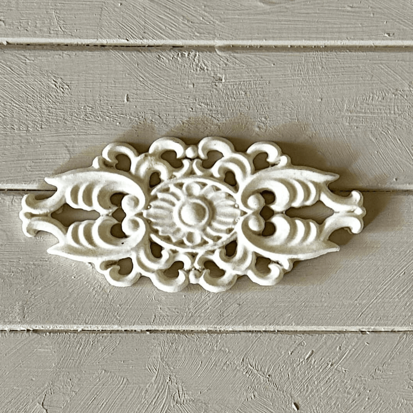Plaque 008 - Resin Applique for Furniture & Crafts