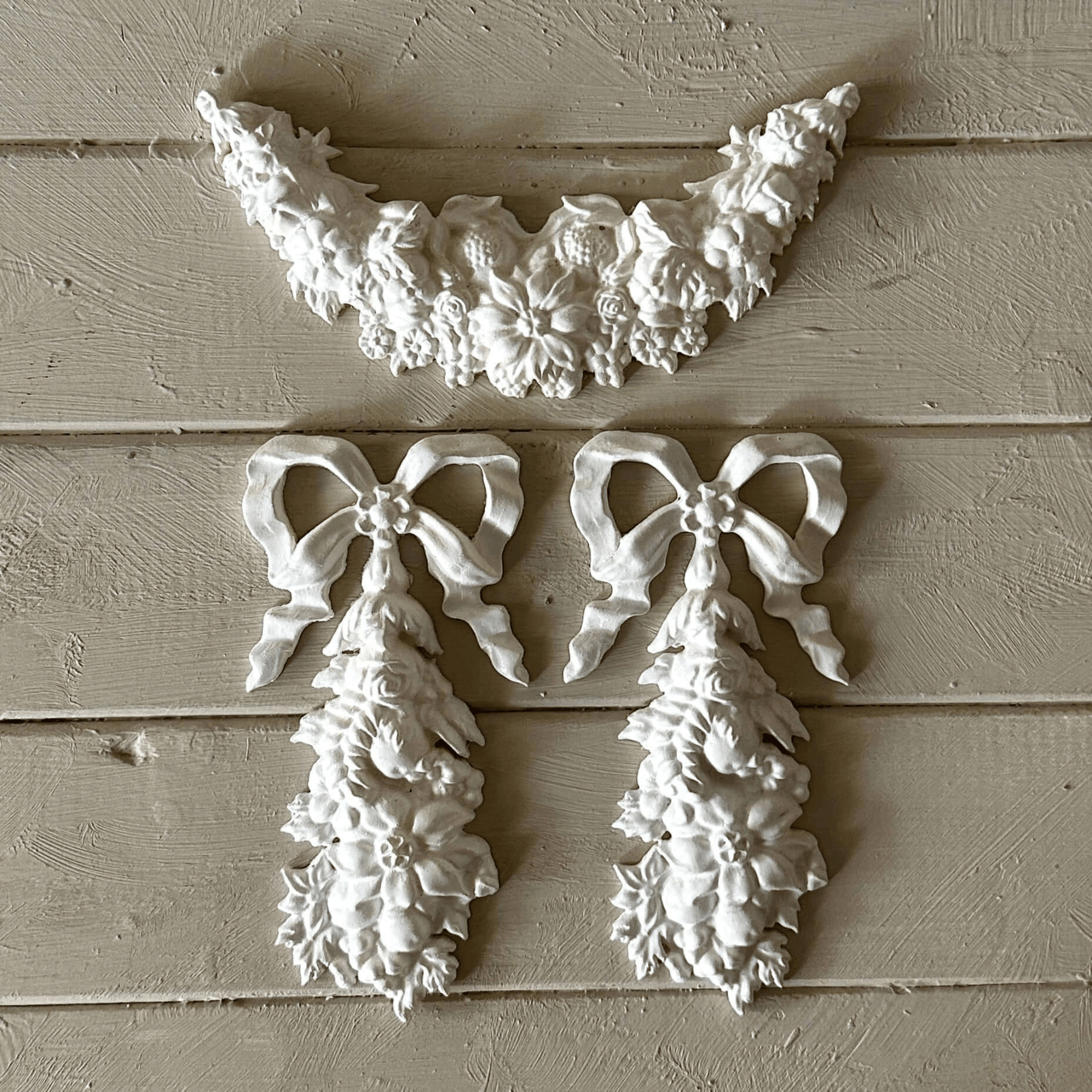 Drop 001 - Resin Applique for Furniture & Crafts showcasing floral and bow designs for vintage decor.