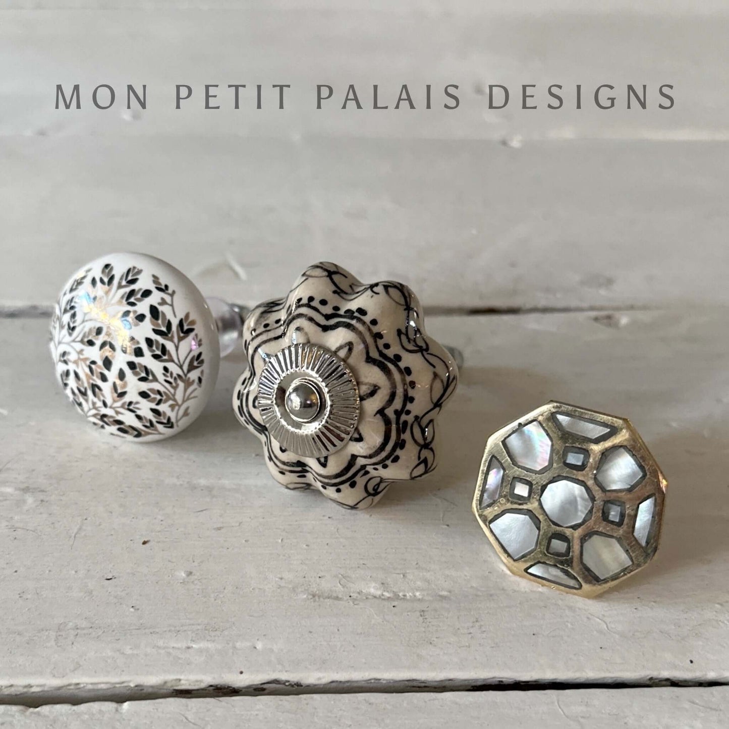 Odette – Gold Hexogen Mother of Pearl Knob