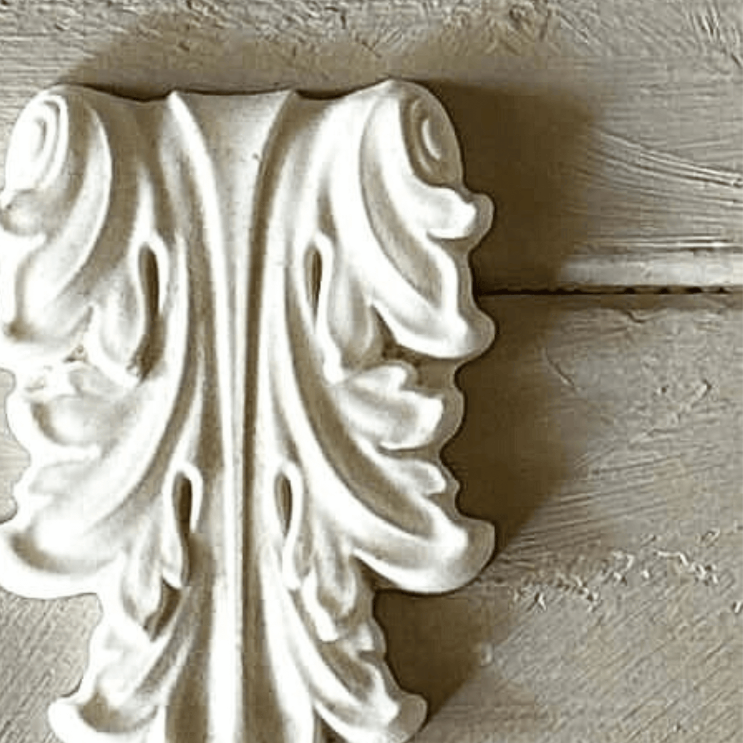 Drop 016 - Resin Applique for Furniture & Crafts