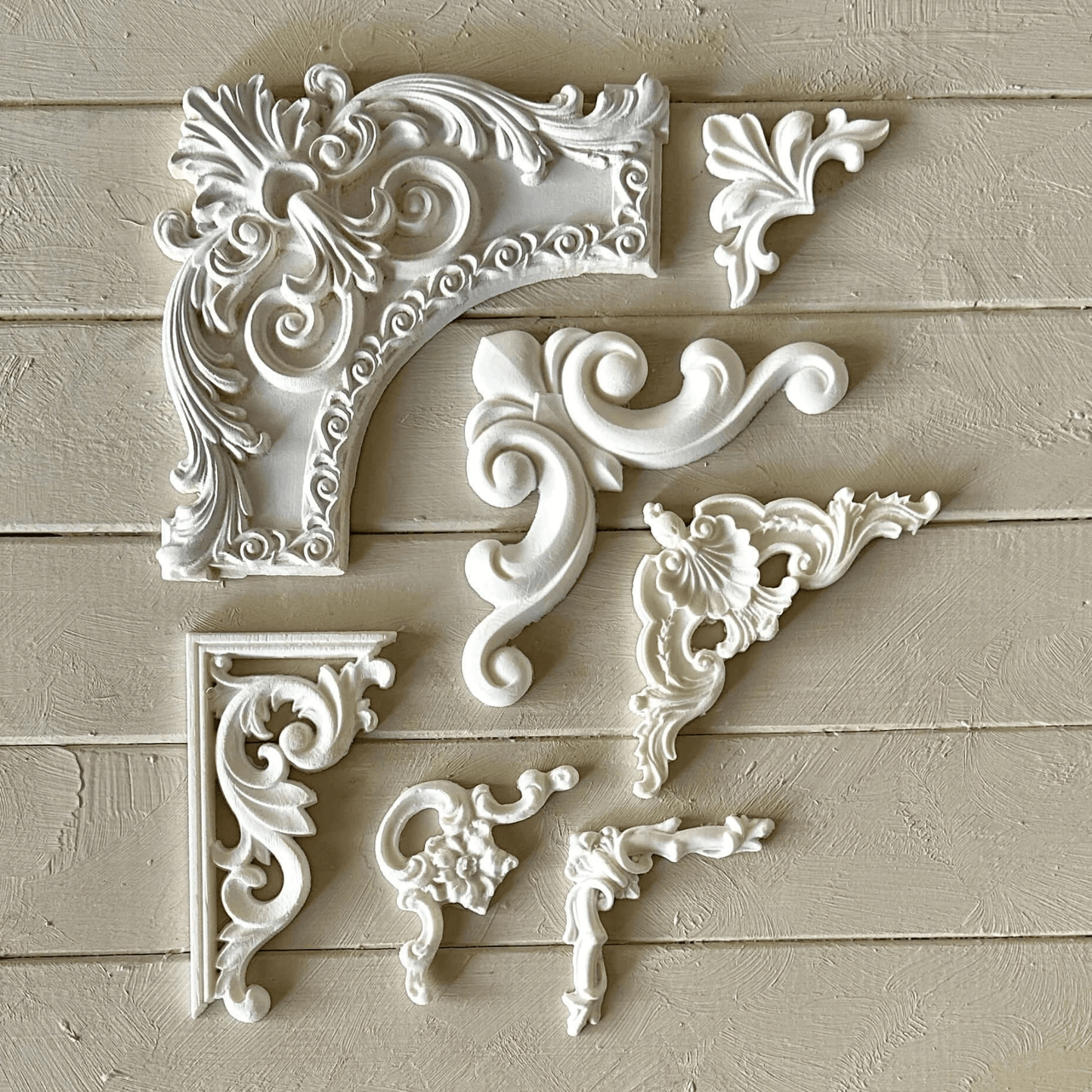 Corner 013 - Resin Applique for Furniture & Crafts
