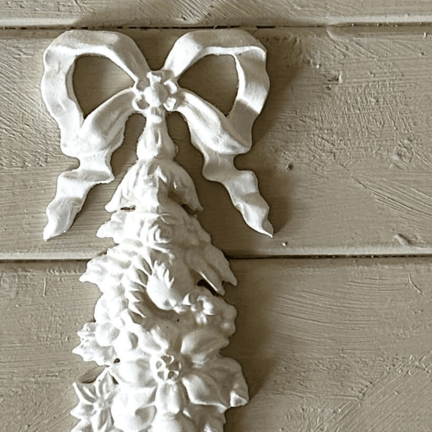 Drop 001 - Resin Applique for Furniture & Crafts