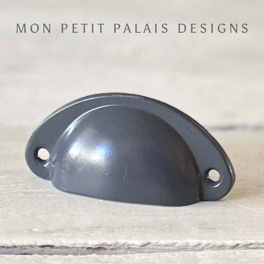 Astrid - Storm Grey Metal Cup Handle