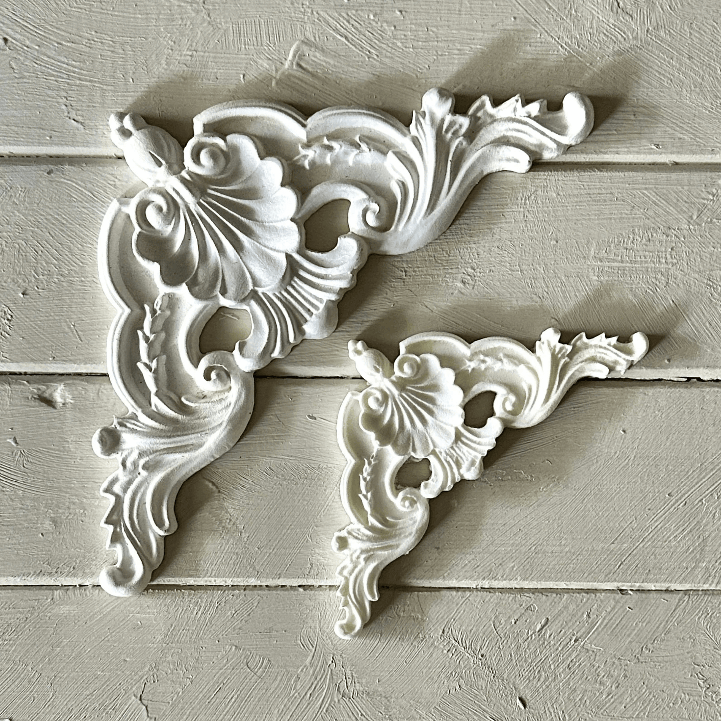Corner 001 - Resin Applique for Furniture & Crafts