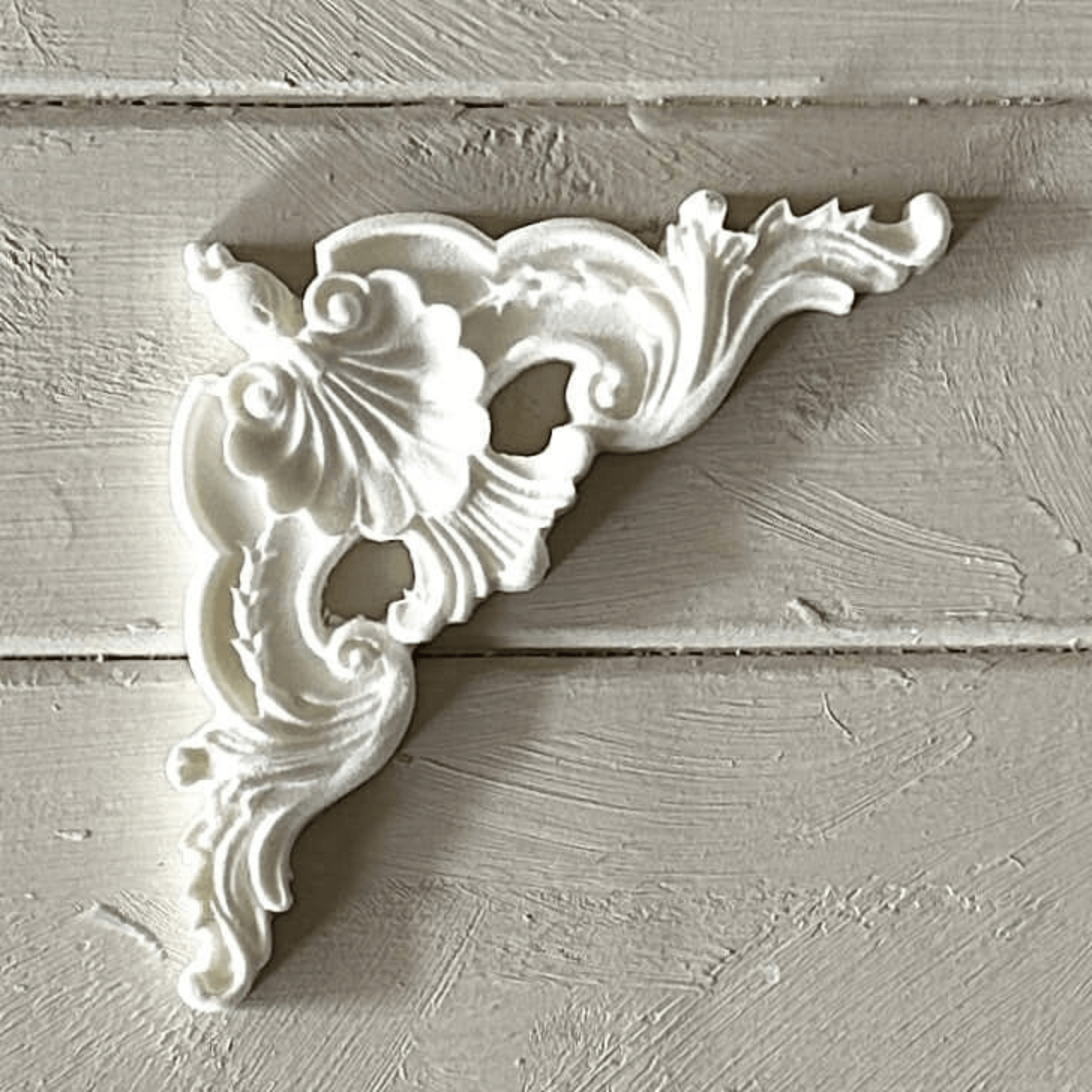 Corner 001 - Resin Applique for Furniture & Crafts