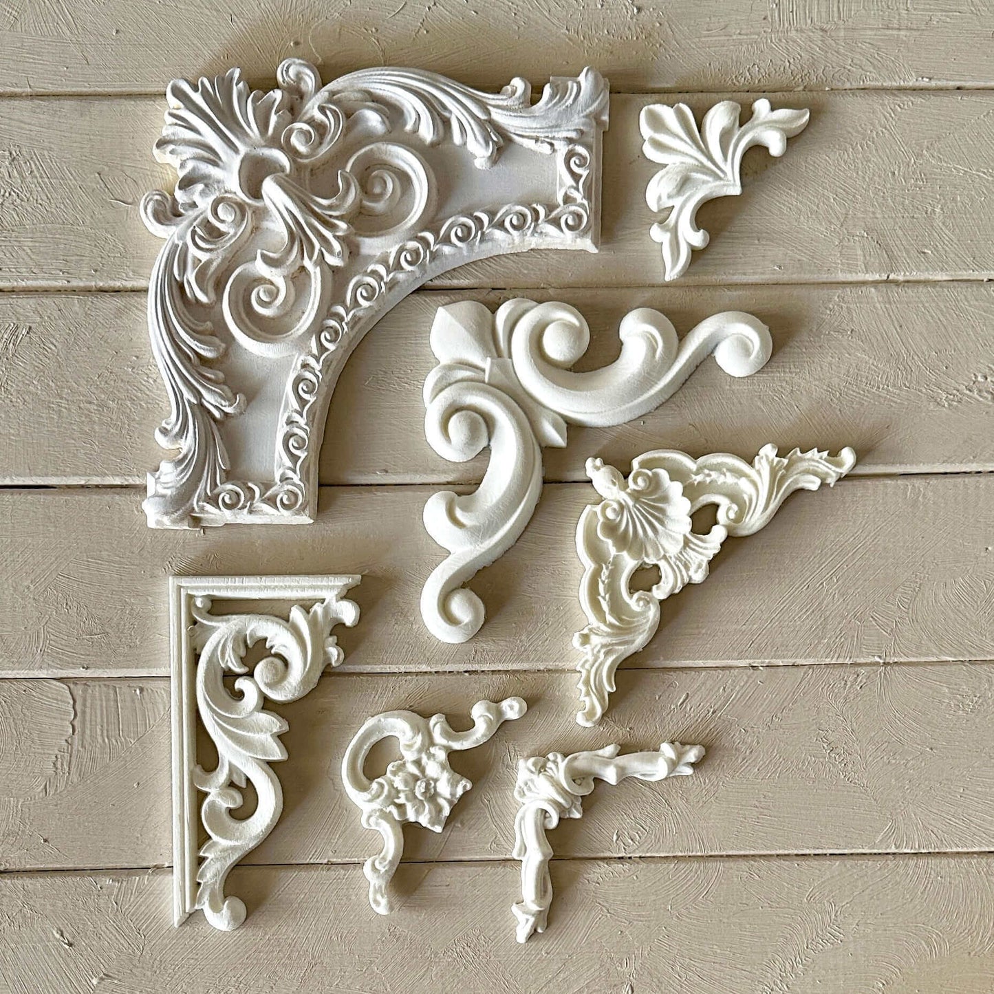 Corner 015 - Resin Applique for Furniture & Crafts