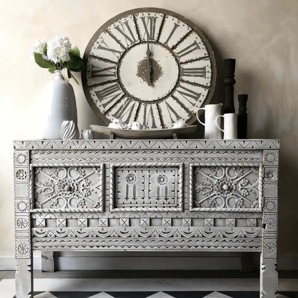 French Linen - Annie Sloan Chalk Paint®