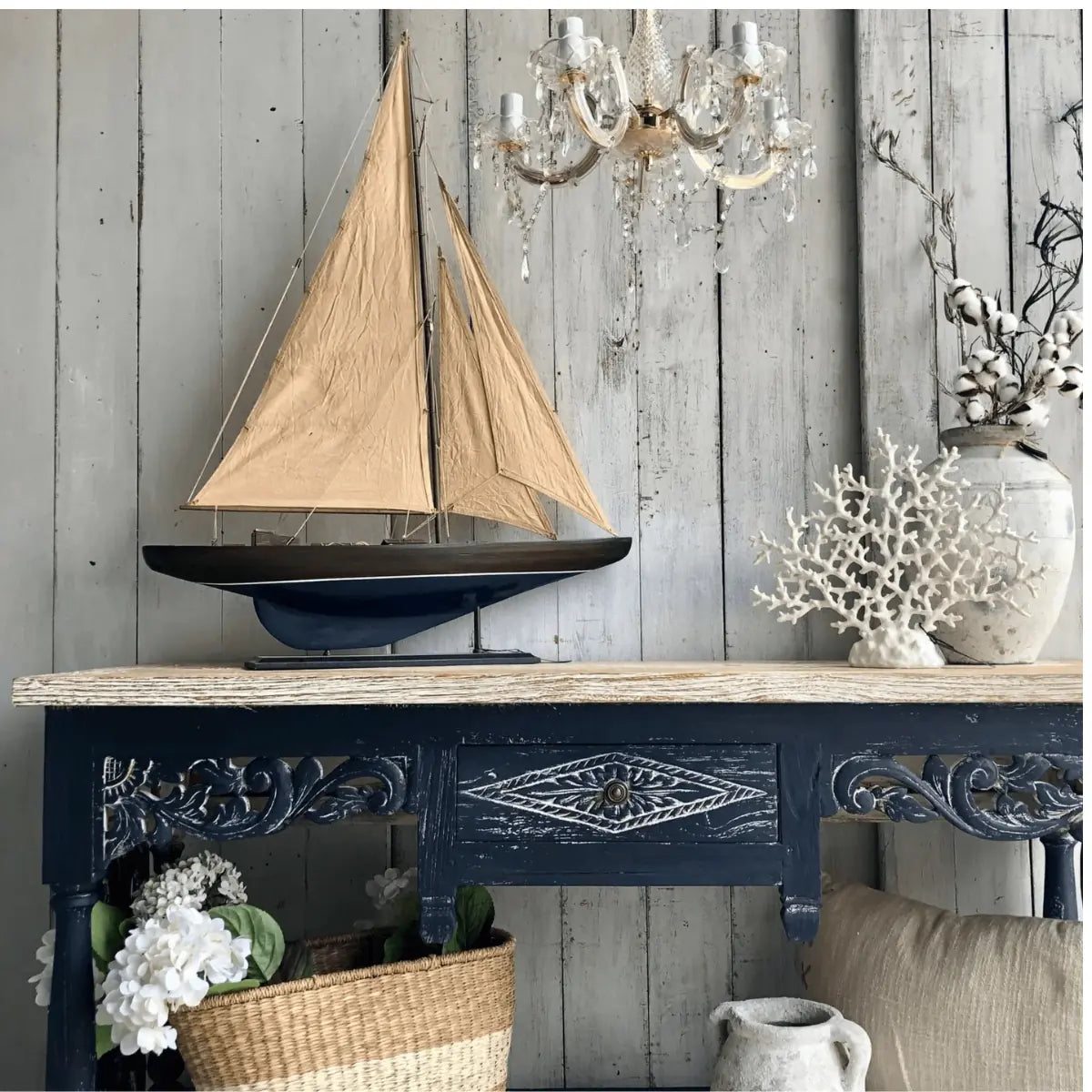Oxford Navy - Annie Sloan Chalk Paint®