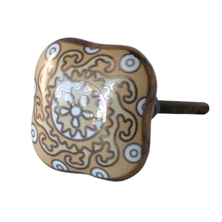 Marguerite - Soft Yellow & Gold Ceramic Knob